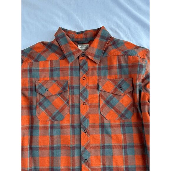 Men's L.L. Bean Button Down Polyester/Wool Blend Long-sleeved Shirt Red/Blue XL - Picture 2 of 11